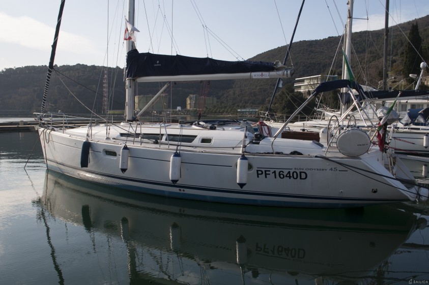 Sun Odyssey 45 - Yacht Charter Sailica