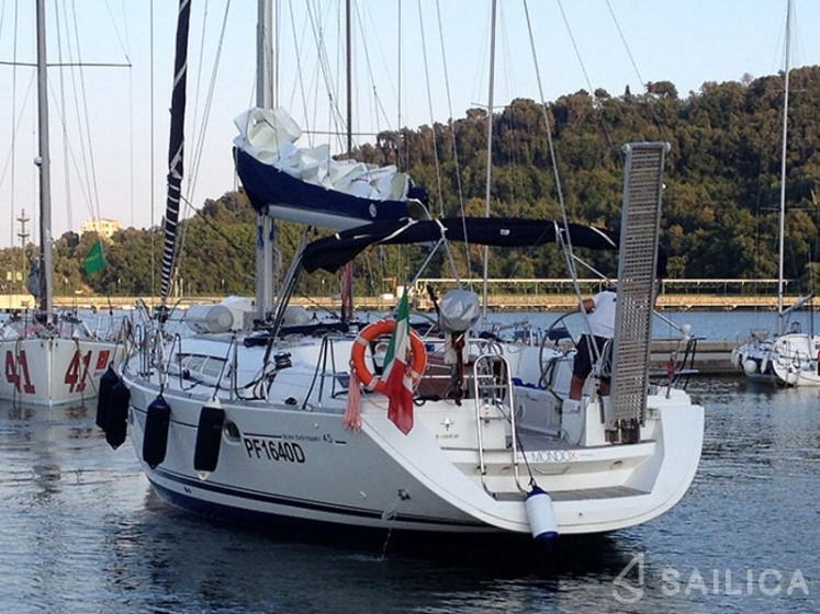 Sun Odyssey 45 - Yacht Charter Sailica