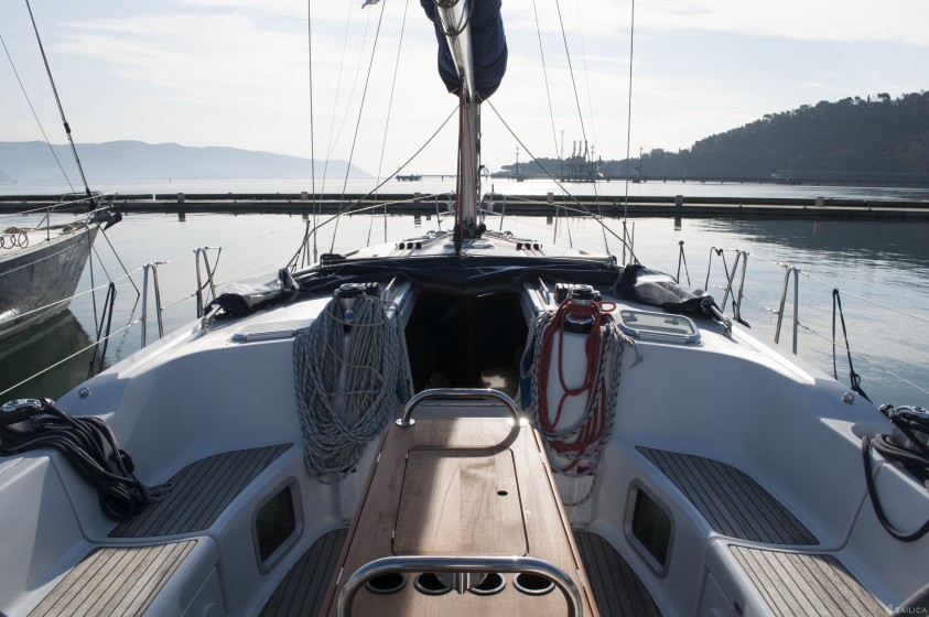 Sun Odyssey 45 - Yacht Charter Sailica