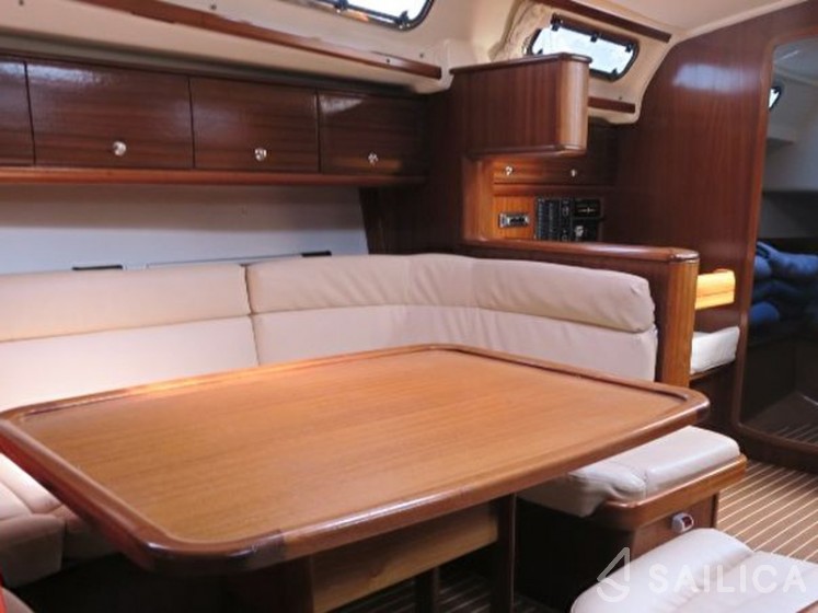 Bavaria 44 - Yacht Charter Sailica