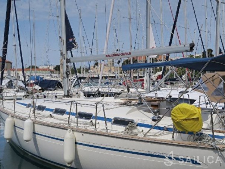 Bavaria 44 - Yacht Charter Sailica