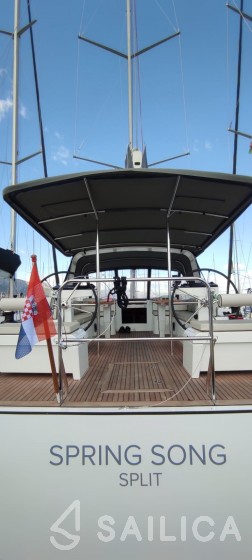 Oceanis 54 - Yacht Charter Sailica