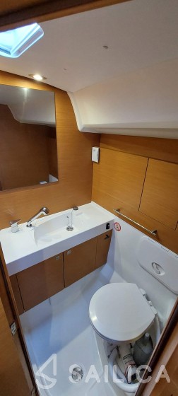Sun Odyssey 479 - Yacht Charter Sailica