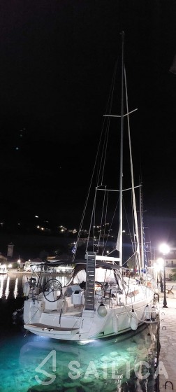 Sun Odyssey 479 - Yacht Charter Sailica