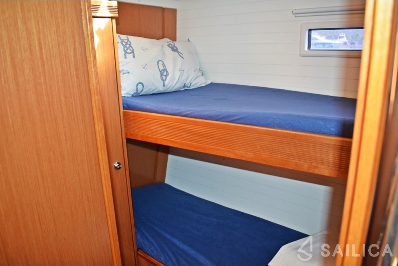 Bavaria 55 Cruiser - Yacht Charter Sailica