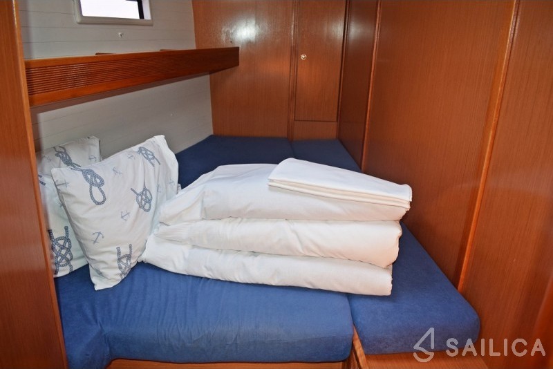 Bavaria 55 Cruiser - Yacht Charter Sailica