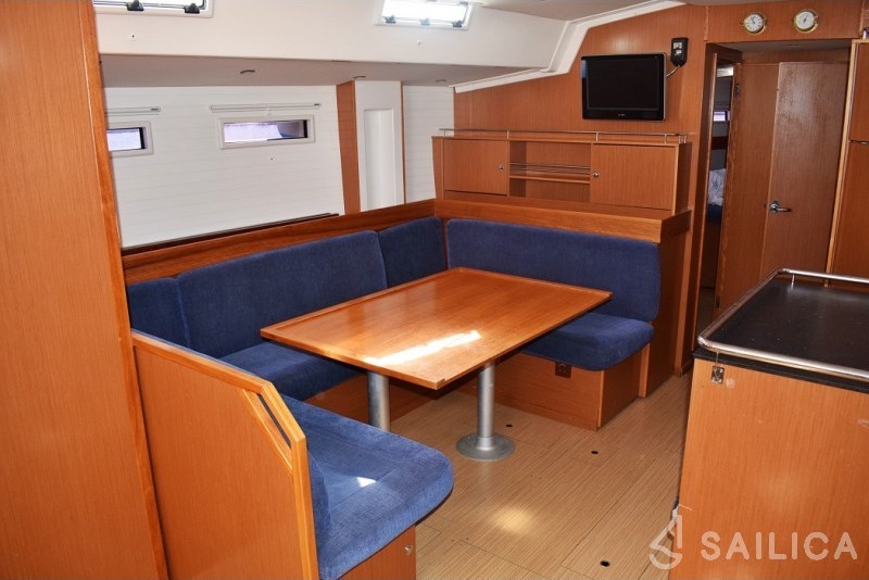 Bavaria 55 Cruiser - Yacht Charter Sailica