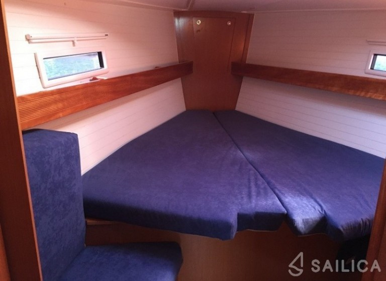 Bavaria Cruiser 40 - Yacht Charter Sailica