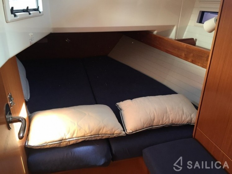 Bavaria Cruiser 40 - Yacht Charter Sailica