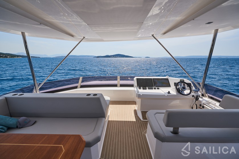 Leopard 53 PC - Yacht Charter Sailica