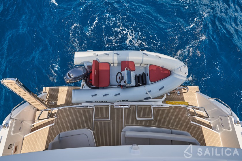 Leopard 53 PC - Yacht Charter Sailica