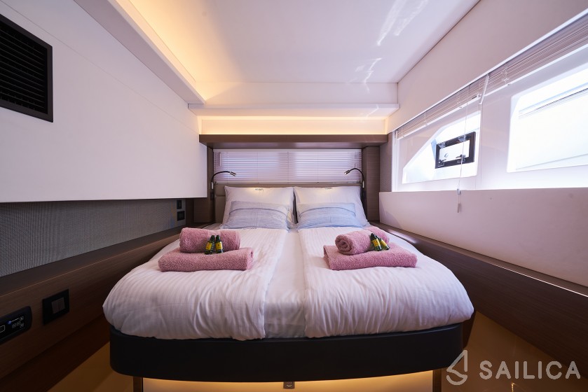 Leopard 53 PC - Yacht Charter Sailica