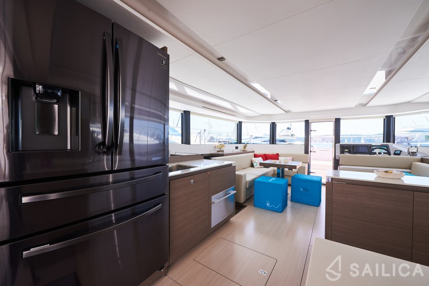 Leopard 53 PC - Yacht Charter Sailica