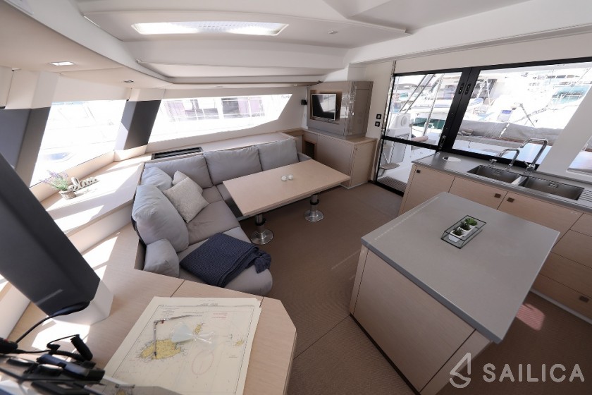 Saba 50 - Yacht Charter Sailica
