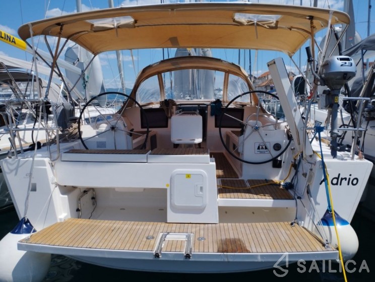 Dufour 412 GL - Yacht Charter Sailica