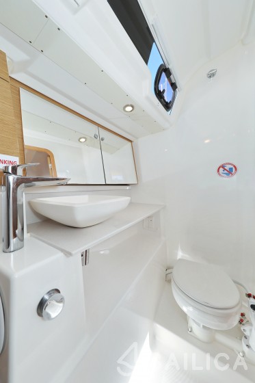 Dufour 412 GL - Yacht Charter Sailica