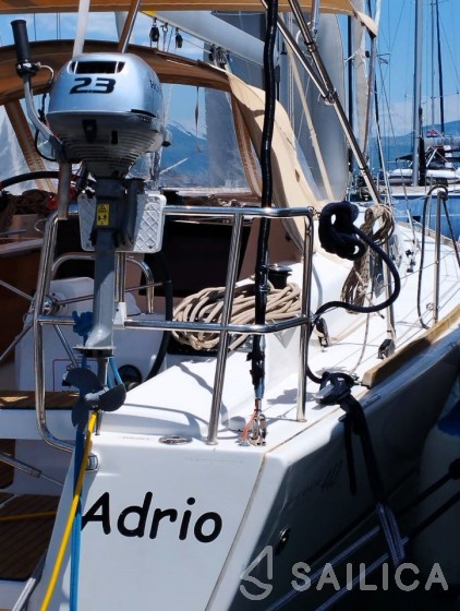 Dufour 412 GL - Yacht Charter Sailica