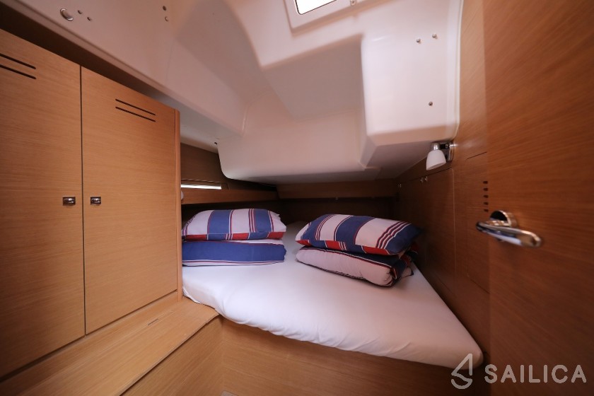 Dufour 460 GL - Yacht Charter Sailica