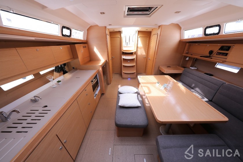 Dufour 460 GL - Yacht Charter Sailica