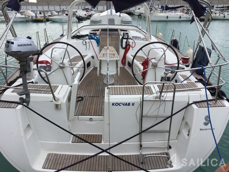 Oceanis 50 Family - Yacht Charter Sailica