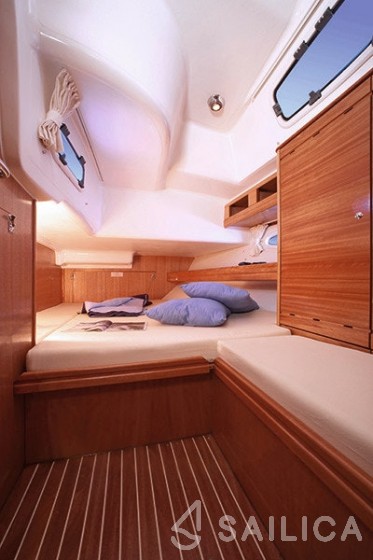 Bavaria 46 Cruiser - Yacht Charter Sailica