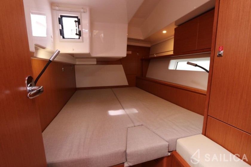 Bavaria C45 - Yacht Charter Sailica