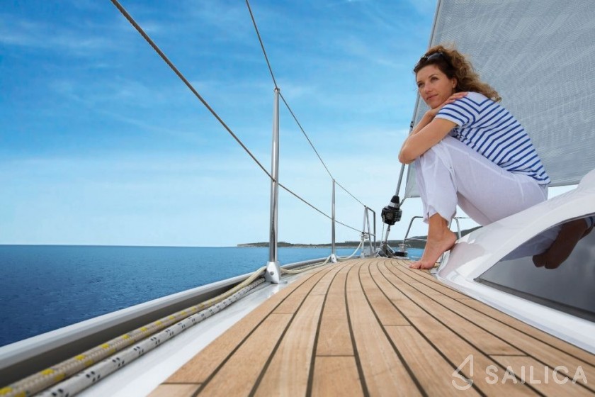 Bavaria 51 Cruiser - Yacht Charter Sailica