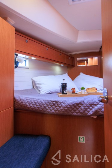 Bavaria Cruiser 46 - Yacht Charter Sailica