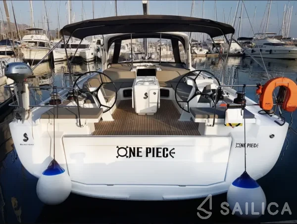 Oceanis 51.1 - Yacht Charter Sailica