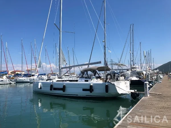 Dufour 470 - Yacht Charter Sailica