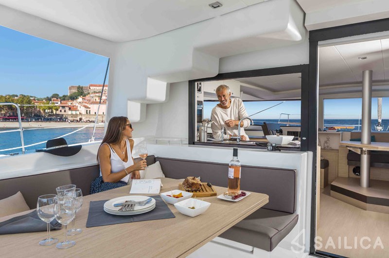 Bali 4.5 - Yacht Charter Sailica