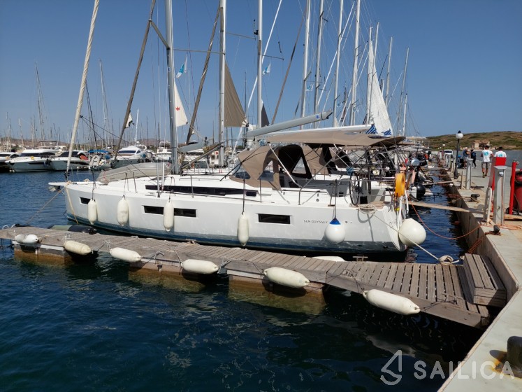 Sun Odyssey 440 - Yacht Charter Sailica
