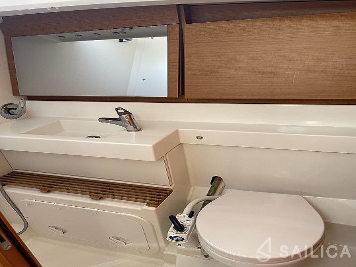 Sun Odyssey 440 - Yacht Charter Sailica