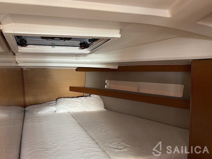 Sun Odyssey 440 - Yacht Charter Sailica