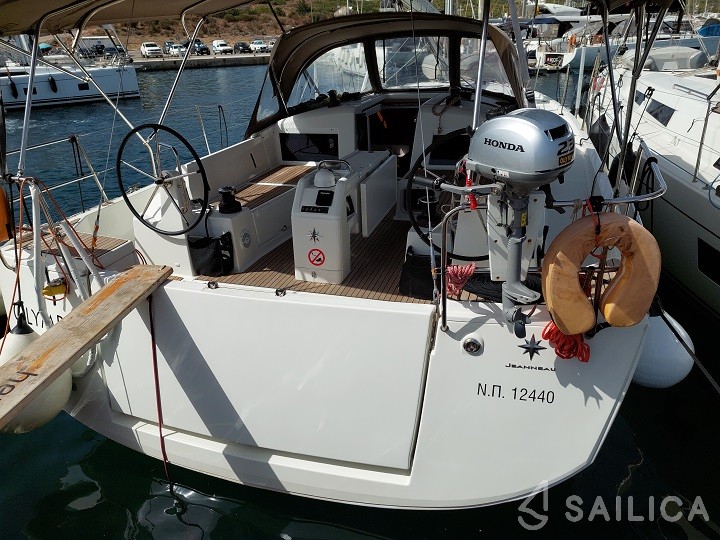 Sun Odyssey 440 - Yacht Charter Sailica