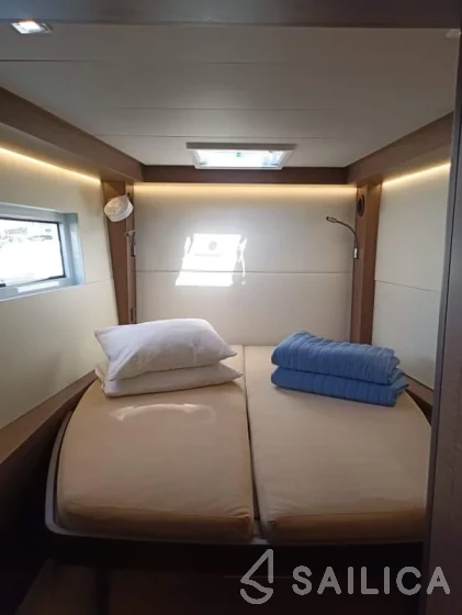 Lagoon 50 - Yacht Charter Sailica