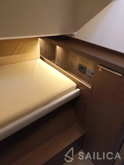 Lagoon 50 - Yacht Charter Sailica