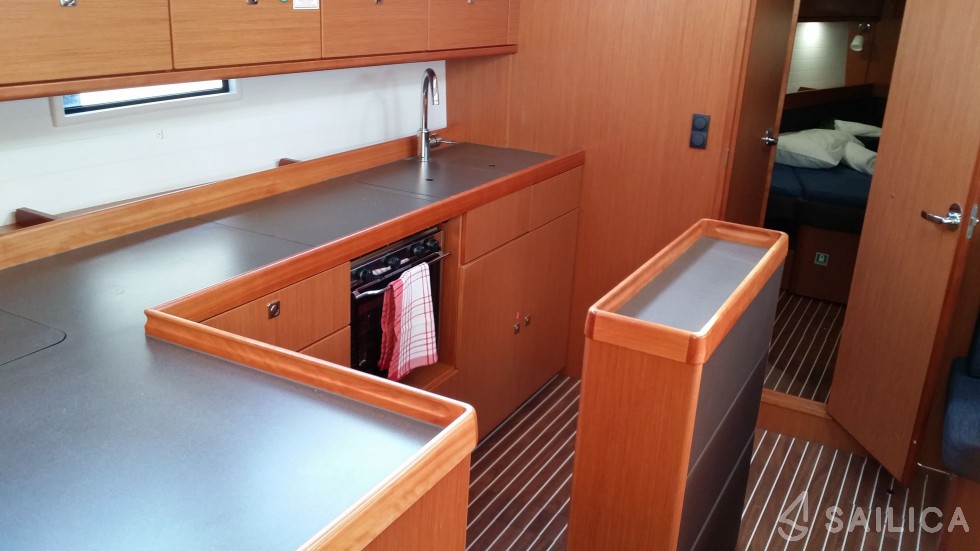 Bavaria Cruiser 46 - Yacht Charter Sailica