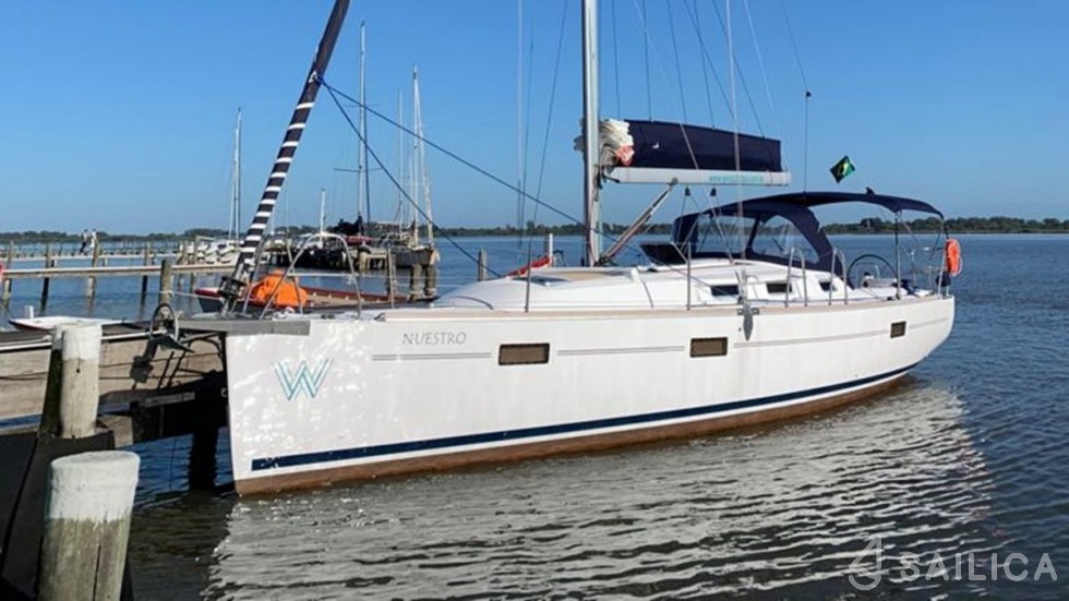 Delta 41 - Yacht Charter Sailica