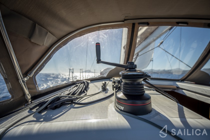 Sun Odyssey 410 - Yacht Charter Sailica