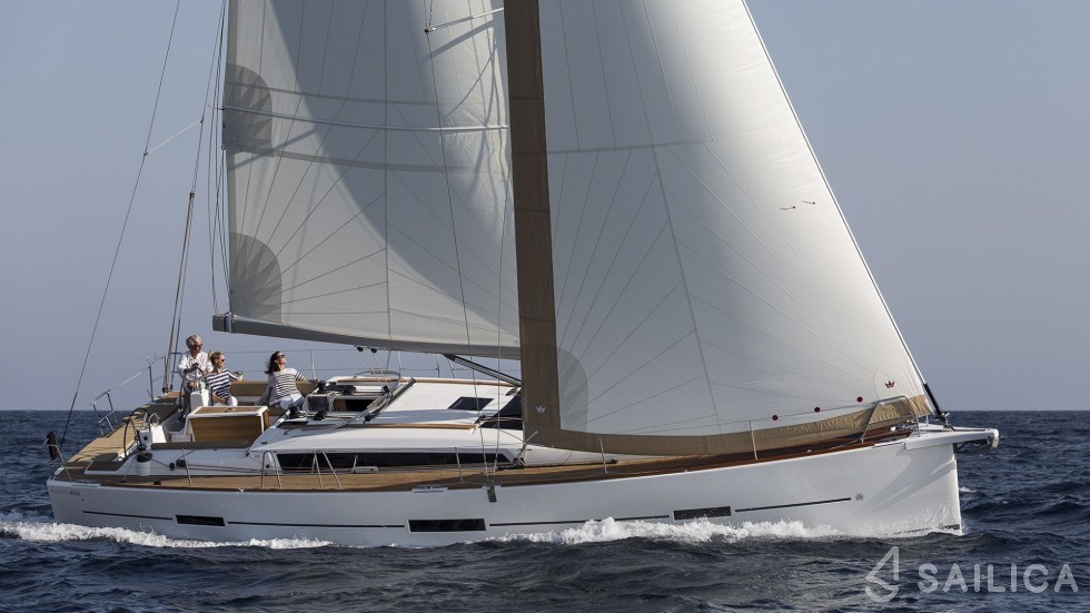 Dufour 460 GL - Yacht Charter Sailica