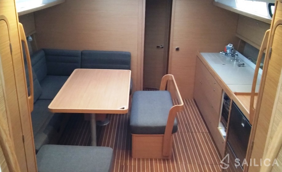 Dufour 460 GL - Yacht Charter Sailica