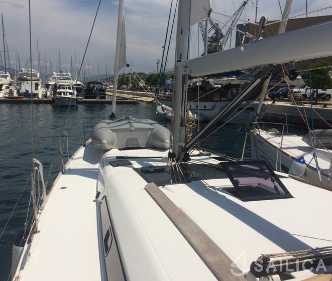 Dufour 460 GL - Yacht Charter Sailica