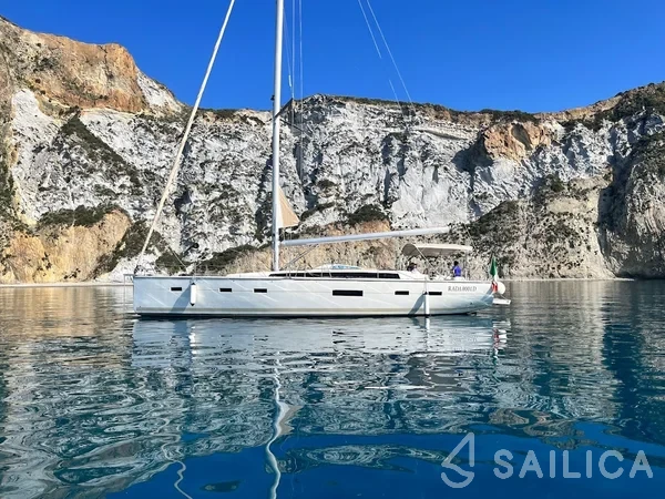 D&D Kufner 54 - Yacht Charter Sailica