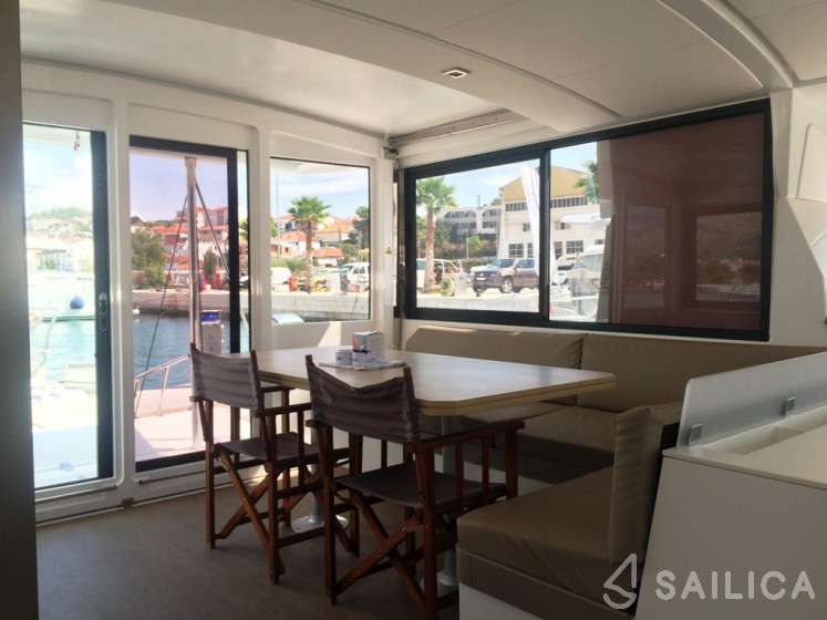 Bali 4.3 - Yacht Charter Sailica