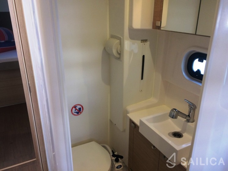Bali 4.3 - Yacht Charter Sailica