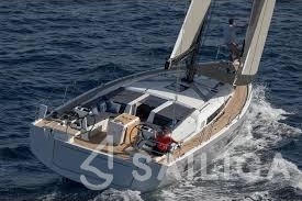 Oceanis 51 - Yacht Charter Sailica