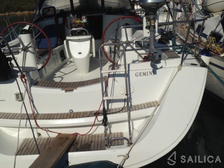 Sun Odyssey 42i - Yacht Charter Sailica
