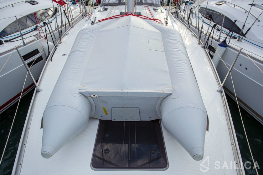 Bavaria 41 Cruiser - Yacht Charter Sailica
