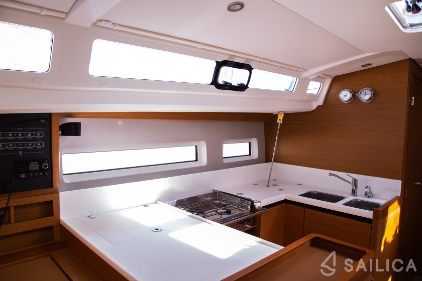 Sun Odyssey 440 - Yacht Charter Sailica